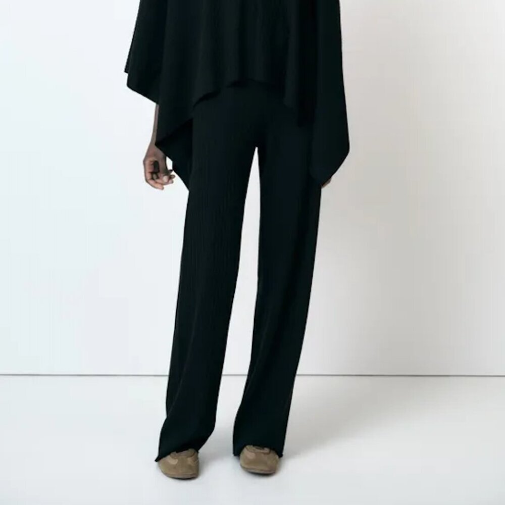 ZARA BLACK RIBBED PULL ON PANTS SIZE S
